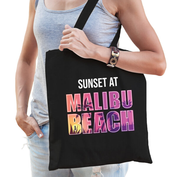 Sunset beach cadeau tasje Sunset at Malibu Beach zwart voor dames